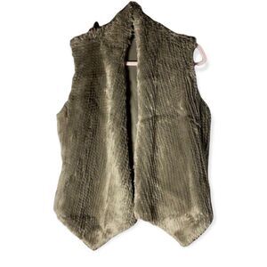EXPRESS Faux Fur Beige Tan Vest